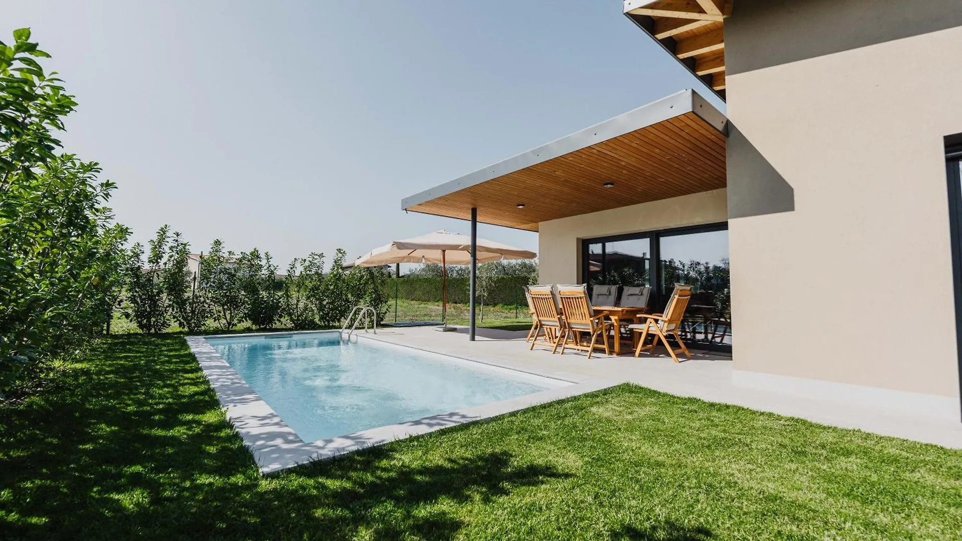 Luxe Villa Maxime Lazise Italy